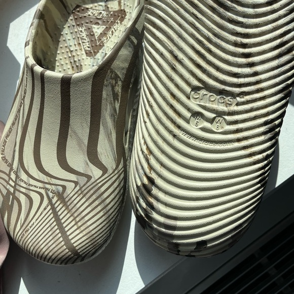 LIMITED EDITION PALACE CROCS. - Picture 7 of 7